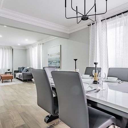 Victoria Park Suite Toronto Buitenkant foto